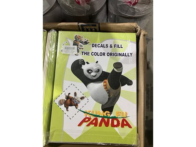 Ca. 600x stickerboeken , kung fu panda - afbeelding 3 van  5