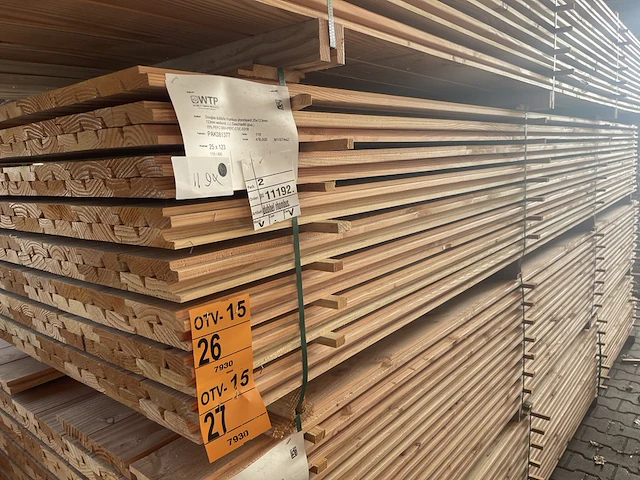 Ca. 60x douglas dubbele rhombus, 25x123mm, lengte 400cm - afbeelding 4 van  4