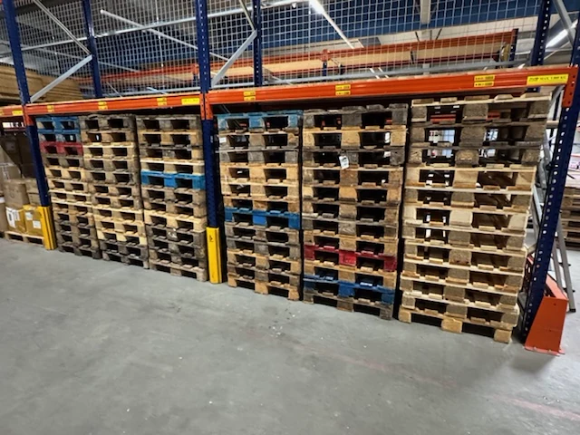 Ca. 60x europallet - afbeelding 1 van  4