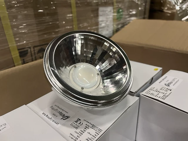 Ca. 60x led spot ar111 10w 3000k gu53 lemnis lighting - afbeelding 1 van  6