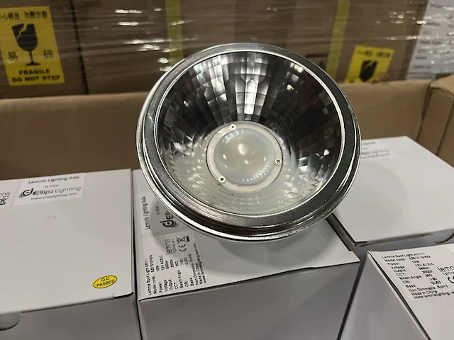 Ca. 60x led spot ar111 10w 3000k gu53 lemnis lighting - afbeelding 2 van  5