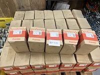 Ca. 60x pakken duplexnagels a 5 kg 28/50/60 - afbeelding 1 van  2