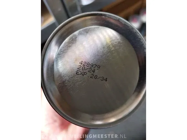 Ca. 60x spuitlak / primers presto - afbeelding 5 van  5