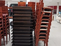 Ca. 60x stapelstoel en 13x tafel, bruin - afbeelding 3 van  8