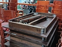 Ca. 60x stapelstoel en 13x tafel, bruin - afbeelding 4 van  8