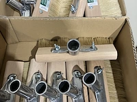 Ca. 60x vloerolie kwasten - afbeelding 2 van  3