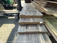 Ca. 61x hardhouten planken geschaafd, 21x95mm, lengte 39/400cm, 22/430cm - afbeelding 1 van  3