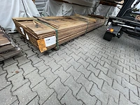 Ca. 64x guyana ipé planken geschaafd, 16x90mm, lengte 450cm - afbeelding 2 van  3