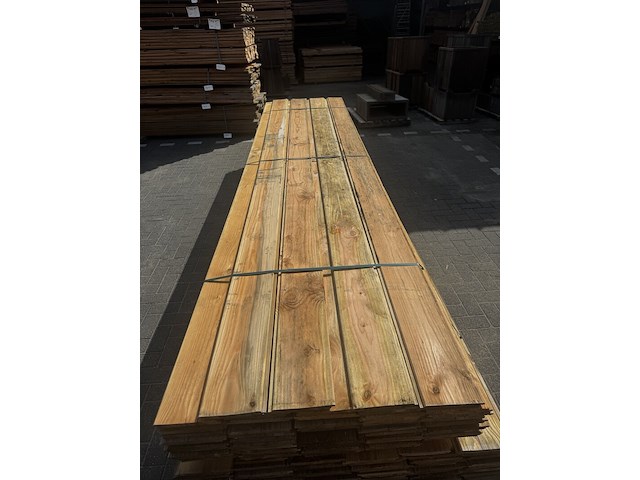 Ca. 64x halfhouts rabat douglas , 1,8 x 19,5 x 400 cm - werkende breedte 18 cm - afbeelding 1 van  3