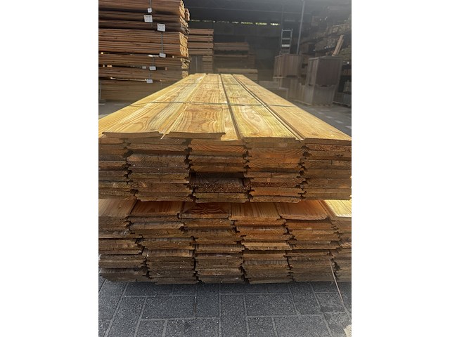 Ca. 64x halfhouts rabat douglas , 1,8 x 19,5 x 400 cm - werkende breedte 18 cm - afbeelding 2 van  3