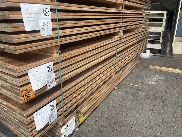 Ca. 64x mandioqueira vlonderplanken, 21x120mm, lengte 400cm - afbeelding 4 van  4