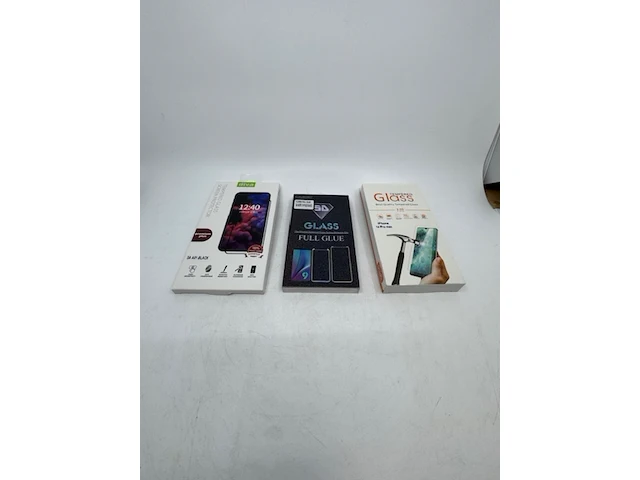 Ca. 64x screenprotector - afbeelding 1 van  8