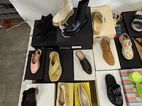 Ca. 65 paar exclusieve damesschoenen - afbeelding 8 van  16