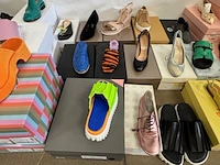 Ca. 65 paar exclusieve damesschoenen - afbeelding 14 van  16