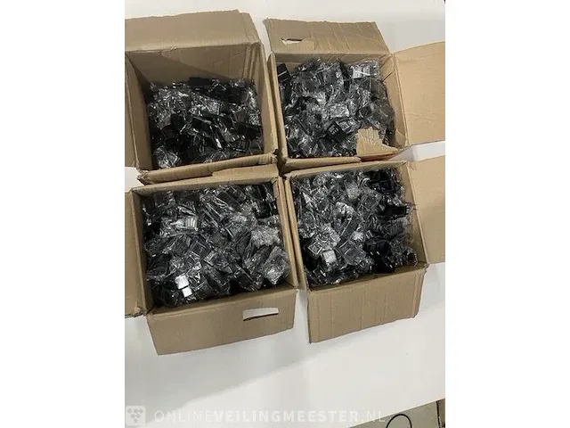 Ca. 650x usb adapter - afbeelding 4 van  5