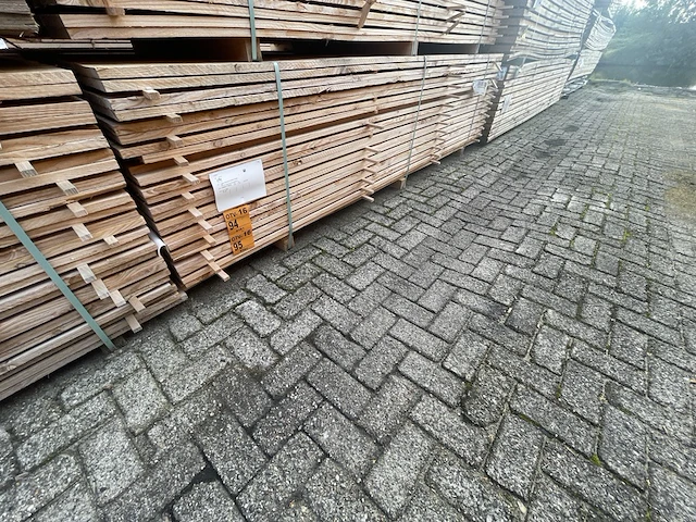 Ca. 65x douglas planken fijnbezaagd, 22x200mm, lengte 300cm - afbeelding 4 van  4
