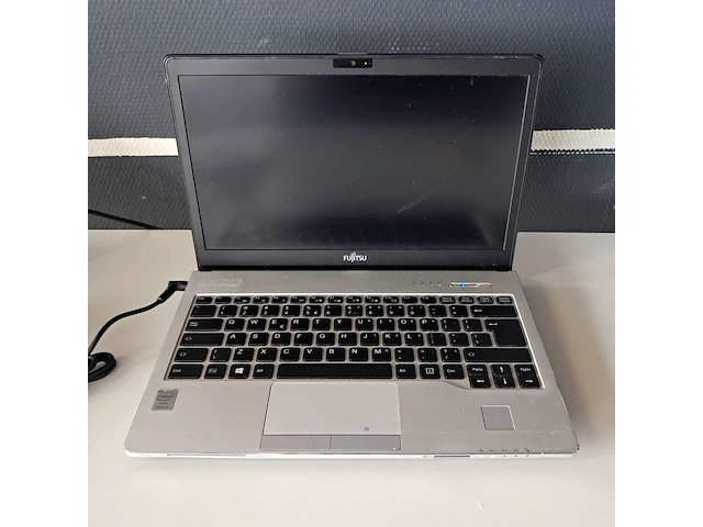 Ca. 65x laptop, fujitsu, s935 8gb, zwart - afbeelding 1 van  5