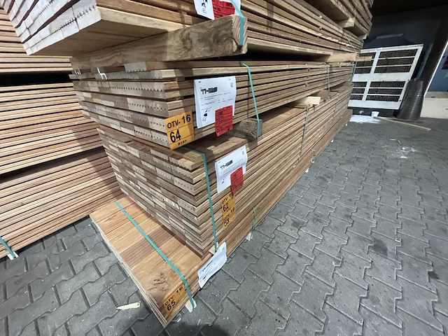 Ca. 66x mandioqueira vlonderplanken, 21x120mm, lengte 350cm - afbeelding 4 van  4