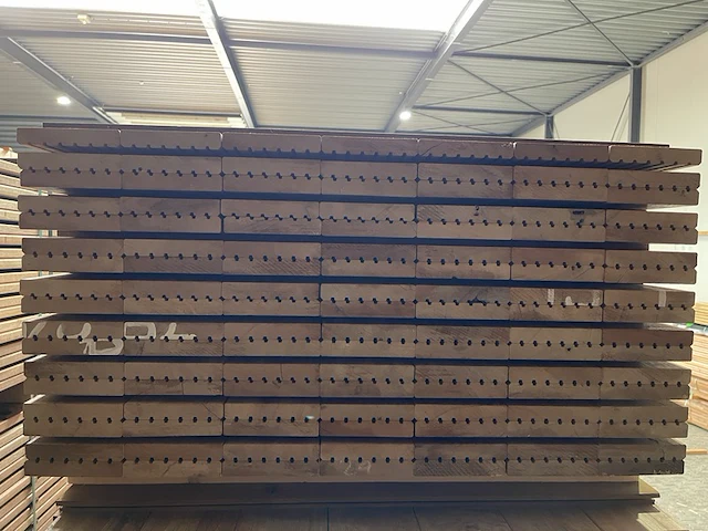 Ca. 66x mandioqueira vlonderplanken, 21x120mm, lengte 450cm - afbeelding 3 van  4