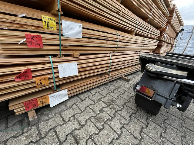Ca. 68x douglas wisselsponning/ halfhoutsrabat, 18x190mm, lengte 400cm - afbeelding 4 van  4