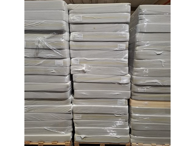 Ca. 68x matras zonder hoes - afbeelding 2 van  6