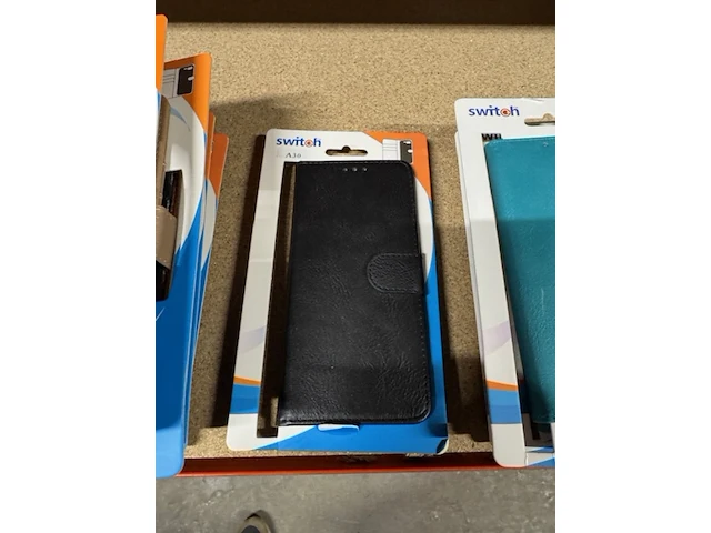Ca. 68x telefoonhoesje samsung, diverse kleuren - afbeelding 9 van  11
