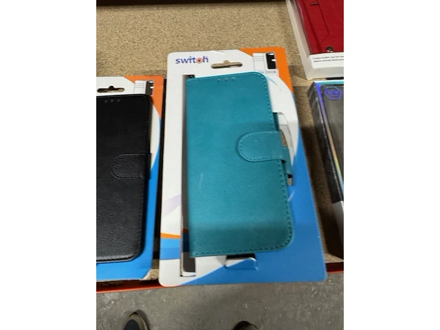 Ca. 68x telefoonhoesje samsung, diverse kleuren - afbeelding 10 van  11