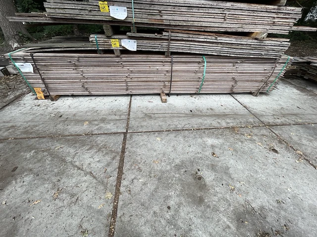 Ca. 69x guyana teak beschoeiingsplanken, 20x150mm, lengte 450cm - afbeelding 4 van  4
