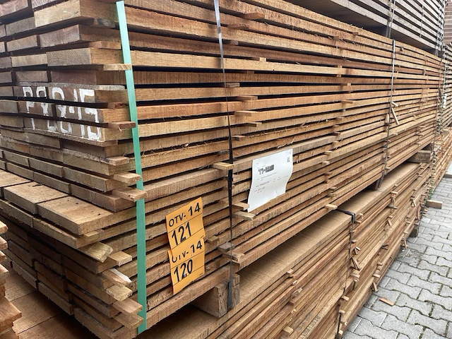 Ca. 69x guyana teak beschoeiingsplanken fijnbezaagd, 20x150mm, lengte 350cm - afbeelding 4 van  4