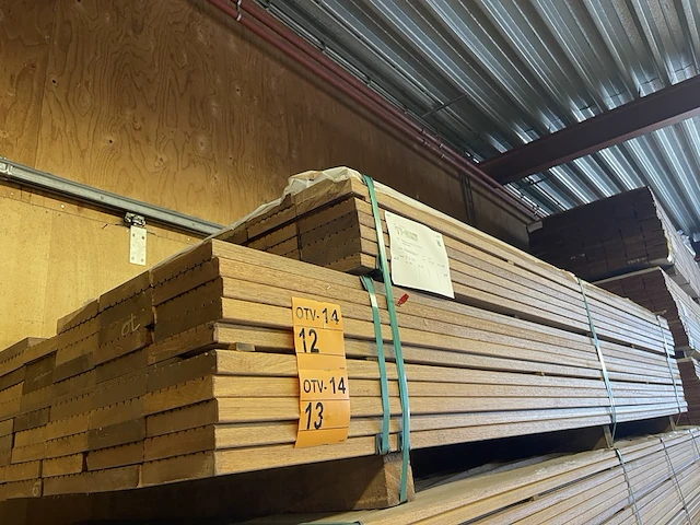 Ca. 69x guyana teak vlonderplanken, 27x145mm, lengte 305cm - afbeelding 4 van  4
