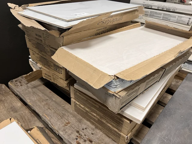 Ca. 7 m² wandtegels, marmerlook - afbeelding 4 van  4