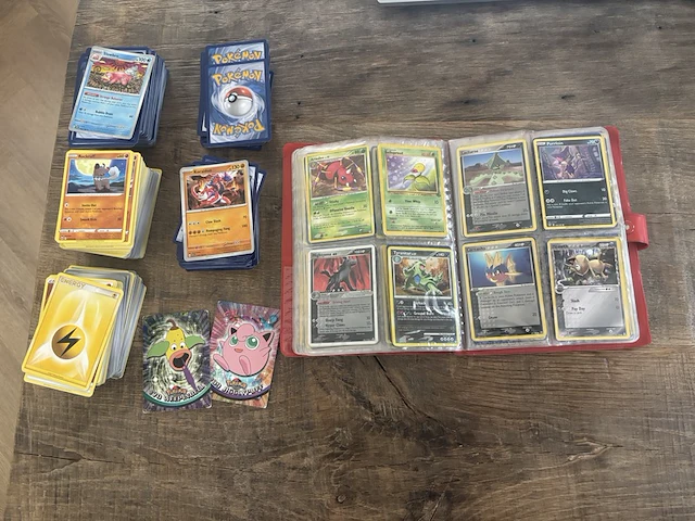 Ca. 700x vintage & moderne pokémon kaarten - afbeelding 20 van  27