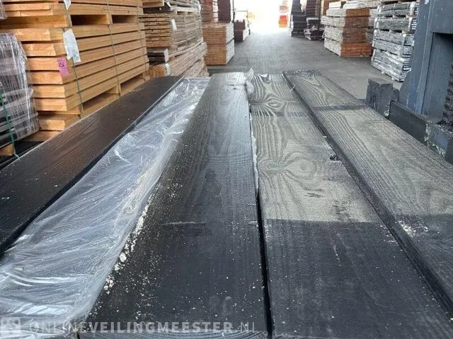 Ca. 70x douglas schuttingplanken zwart gecoat , 16x192mm, lengte 180cm - afbeelding 1 van  3