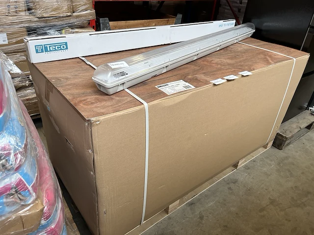 Ca. 70x ip65 t8 fixture 1x58w led armatuur teco professional - afbeelding 2 van  3