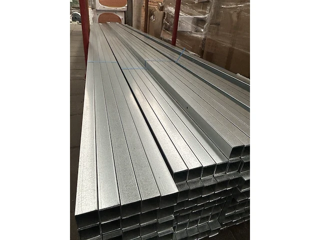 Ca. 70x metal stud profiel u27 4000mm - afbeelding 2 van  4