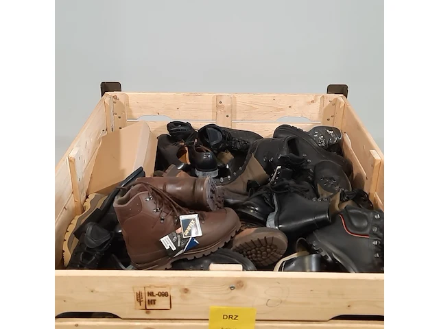 Ca. 70x paar diverse schoenen - afbeelding 2 van  9
