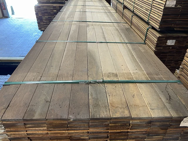 Ca. 71x guyana ipé planken geschaafd, 16x90mm, lengte 200cm - afbeelding 1 van  4