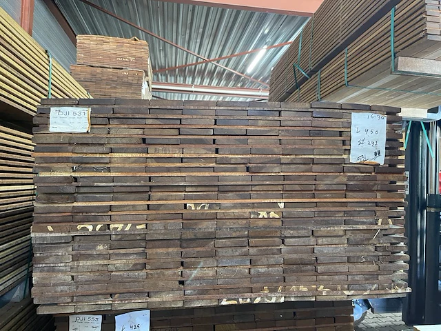 Ca. 71x guyana ipé planken geschaafd, 16x90mm, lengte 200cm - afbeelding 3 van  4