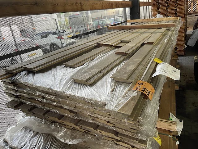 Ca. 72x diverse hardhouten channelsiding zwart gecoat, 20x120mm - afbeelding 1 van  3