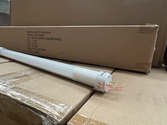 Ca. 72x led t8 tube 600 mm tl2f 9w 5000k, ellipz lighting - afbeelding 2 van  3