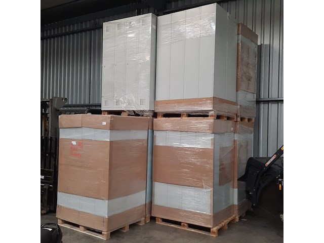 Ca. 72x lockerkast - afbeelding 1 van  9