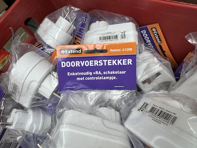Ca. 73x doorvoerstekker met schakelaar, extend - afbeelding 3 van  4