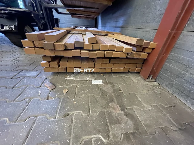 Ca. 74x kopie regels geschaafd, 45x68mm lengte 39/400cm, 29/450cm, 6/500cm - afbeelding 3 van  3