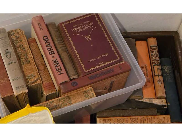 Ca. 75x antieke boeken, jaartal 1896 tot 1970 - afbeelding 3 van  4