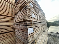 Ca. 75x douglas planken fijnbezaagd, 22x200mm, lengte 400cm - afbeelding 4 van  4