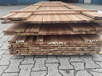 Ca. 75x guyana teak latten geschaafd, 20x40mm, lengte 34/300cm, 41/400cm - afbeelding 3 van  3