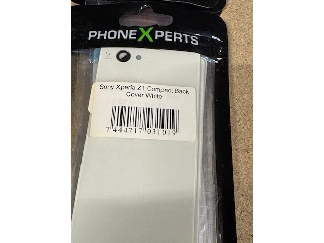Ca. 760x back cover sony, experia - afbeelding 7 van  13