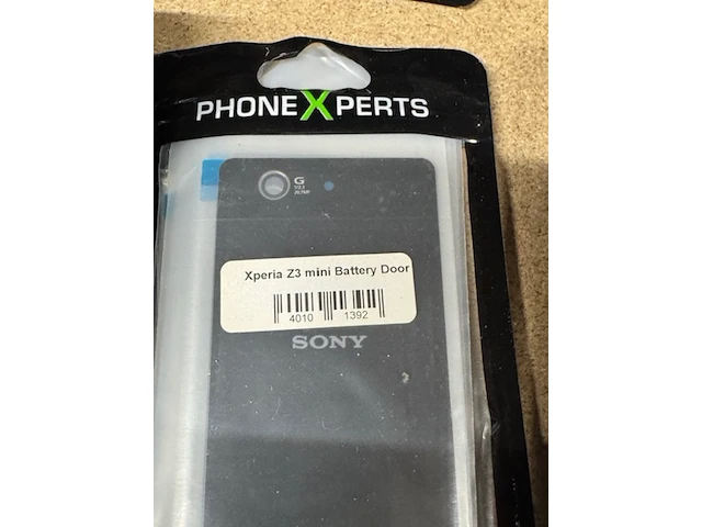 Ca. 760x back cover sony, experia - afbeelding 8 van  13