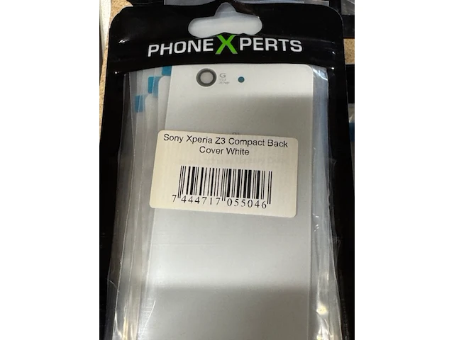 Ca. 760x back cover sony, experia - afbeelding 9 van  13