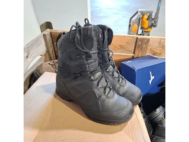 Ca. 77x paar diverse schoenen, o.a. haix, meindl - afbeelding 4 van  7